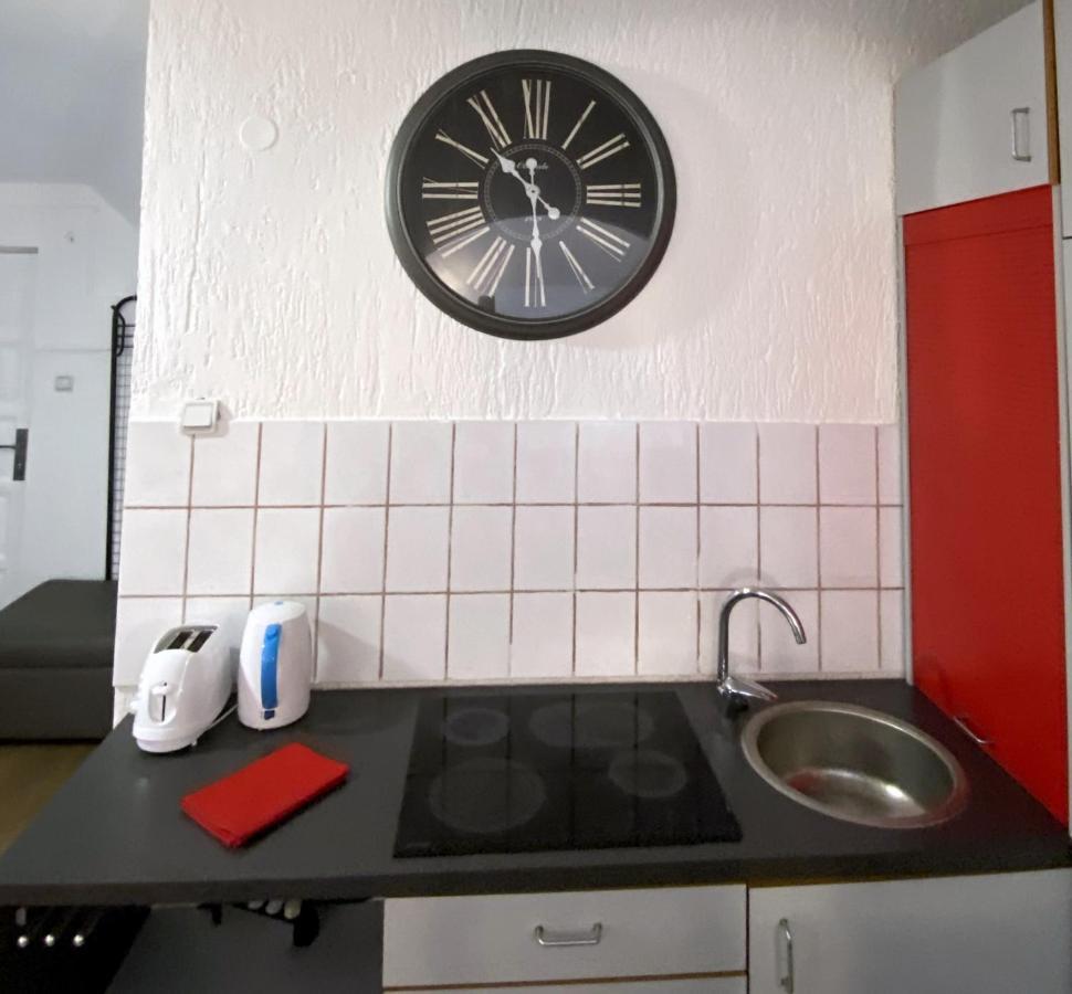 Twin Studio Apartments Zemun Belgrado Exterior foto
